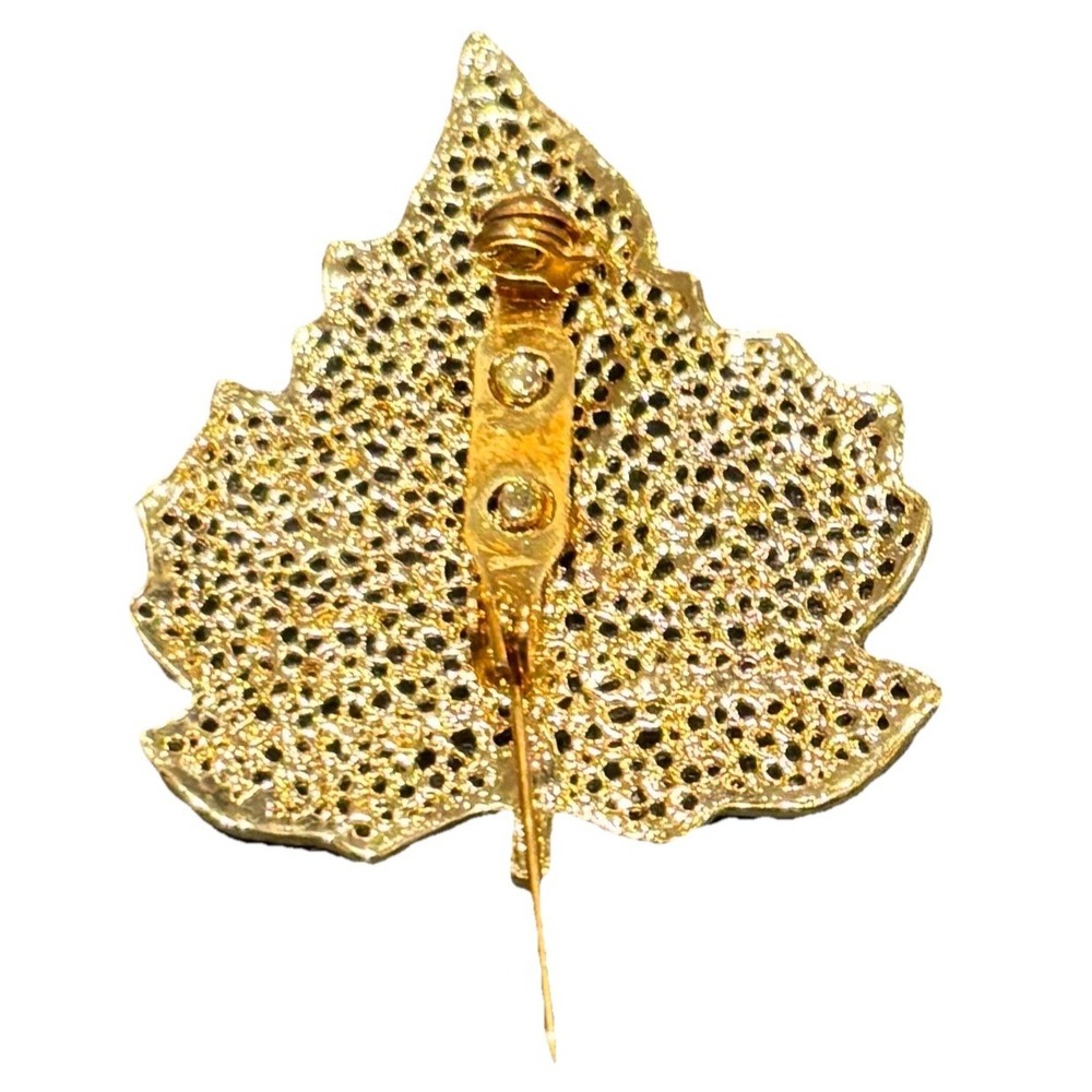Vintage Gold Tone Maple Leaf Brooch Filigree Pin Jewelry Estate Gift Box - Picture 8 of 12
